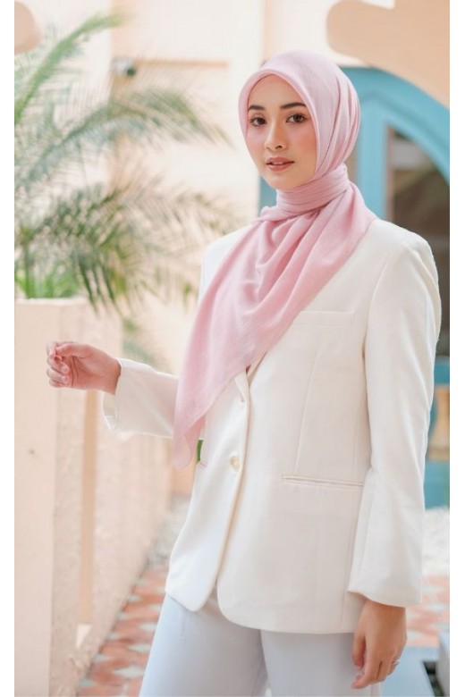 Hijab Segi 4 Voal Anabela Eyelash Dusty Pink